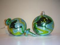 Colin Cowie Set of 2 Glass Ball and Finial Ornaments 202//152