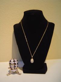 Bejeweled Collection Ivory & Ebony Egg With Necklace Trinket Box 202//269
