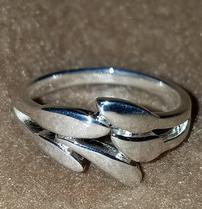 Sterling Silver Smooth Leaf Ring 202//209